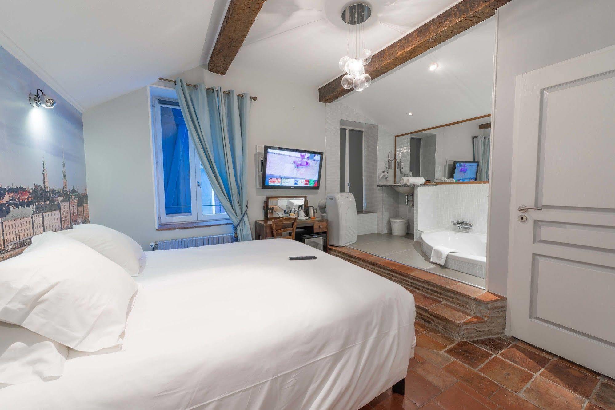 Europe Hotel Καστρ Εξωτερικό φωτογραφία