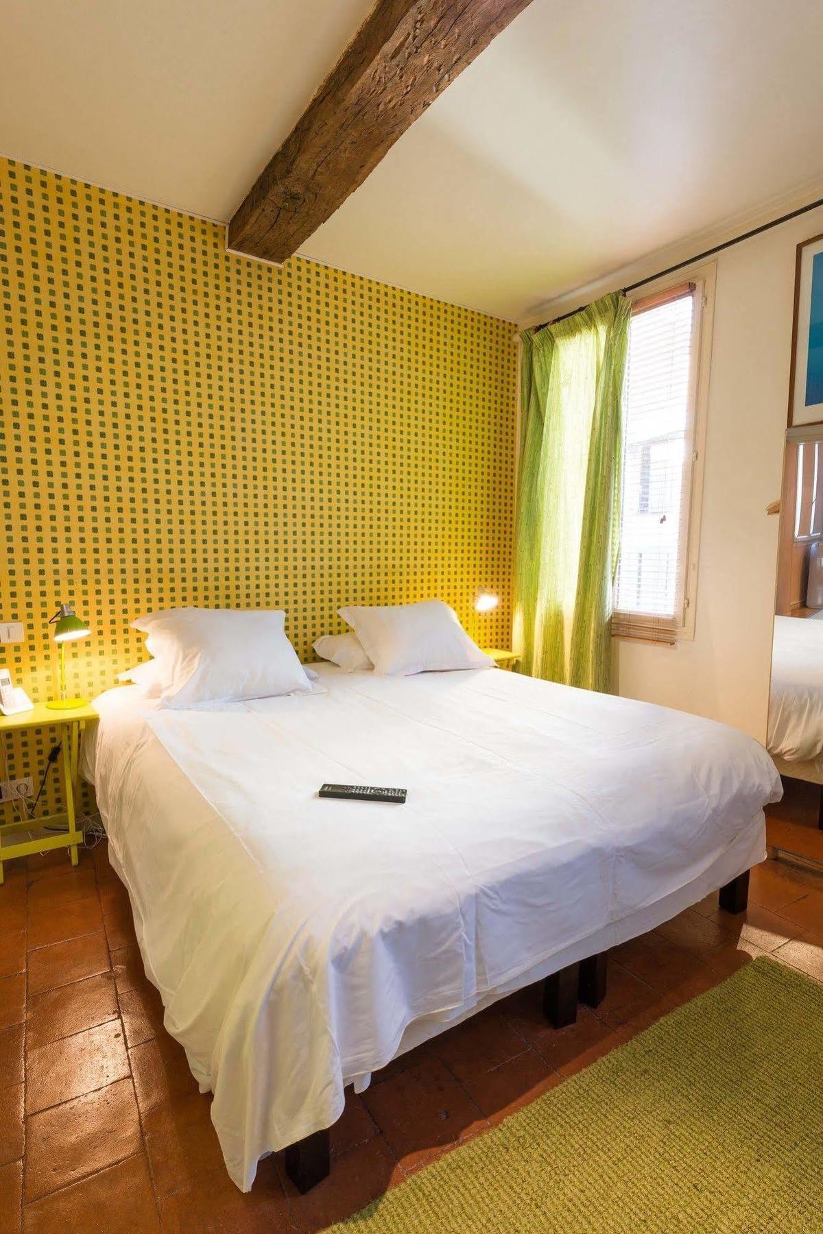Europe Hotel Καστρ Εξωτερικό φωτογραφία