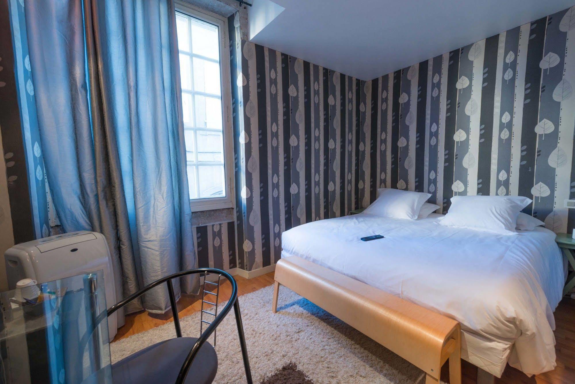 Europe Hotel Καστρ Εξωτερικό φωτογραφία